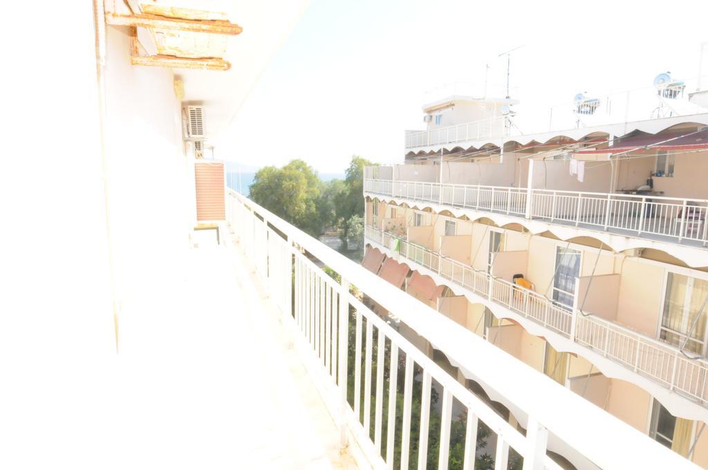 Kinetta Apartments Agioi Apostoloi  Exterior foto