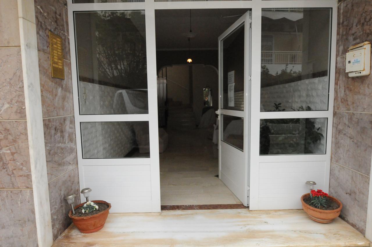 Kinetta Apartments Agioi Apostoloi  Exterior foto